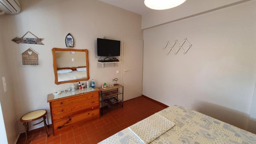 Nea Styra Seafront Apartment With Stunning View Exteriör bild